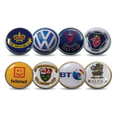 24mm metalen Ballmarker met Logo Doming, in 2 verschillende kleuren verkrijgbaar 24mm metalen Ballmarker met Logo Doming, in 2 verschillende kleuren verkrijgbaar