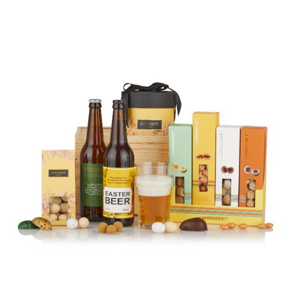 Woody easterbox with beer