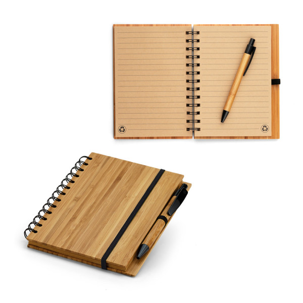 DICKENS A5. B6 spiraal notitieboek van bamboe met gerecycled papier