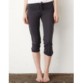 Women's Capri Scrunch Pant Women's Capri Scrunch Pant