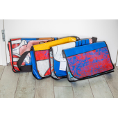 Messenger Bag gemaakt van upcycled springkussens. Messenger Bag gemaakt van upcycled springkussens.