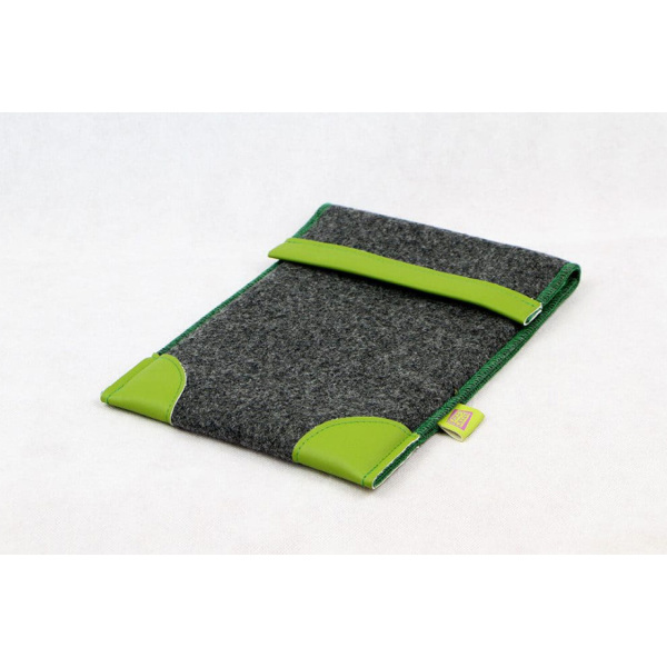 Tablet sleeve made from unsold fabric