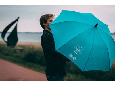 Paraplu gemaakt van gerecyclede PET flessen Paraplu gemaakt van gerecyclede PET flessen