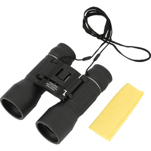 Plastic binoculars
