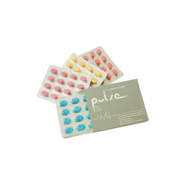 Blister met 16 Tak-Tik pillen in full colour bedrukt doosje