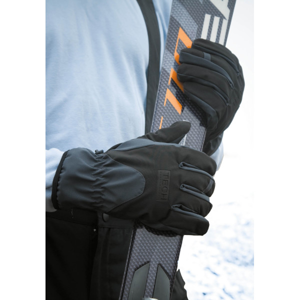 Tech Performance Sports Gloves