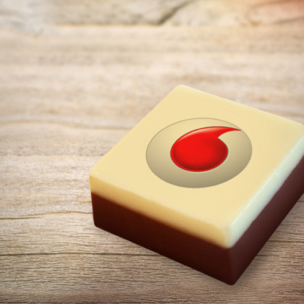 ChocoGiftbox 16 met logo chocolade