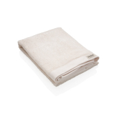 Ukiyo Sakura AWARE™ 500Gram Handdoek70 x 140cm, wit