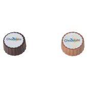 Logobonbon van puur/melk chocolade met hazelnoot praline, rechthoekig of rond, met wit plaatje met opdruk tot in full colour, bulk verpakt Logobonbon van puur/melk chocolade met hazelnoot praline, rechthoekig of rond, met wit plaatje met opdruk tot in full colour, bulk verpakt