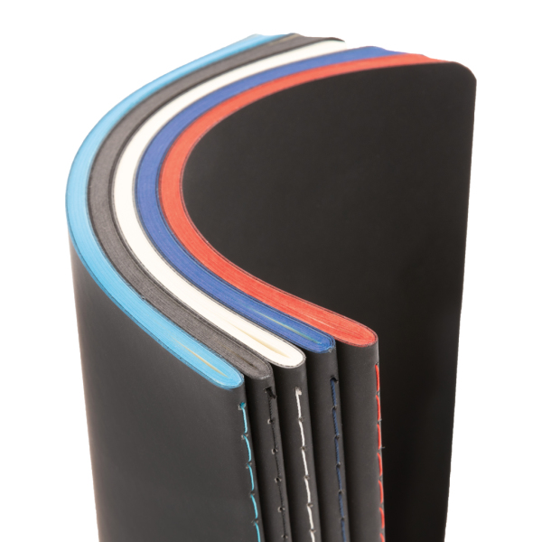 Softcover PU notitieboek met gekleurde accent rand, blauw