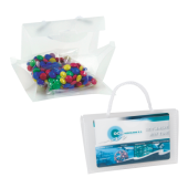 Mini visitekaart tasje transparant gevuld met chococarletties Mini visitekaart tasje transparant gevuld met chococarletties