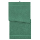 MB443 Bath Towel donkergroen one size