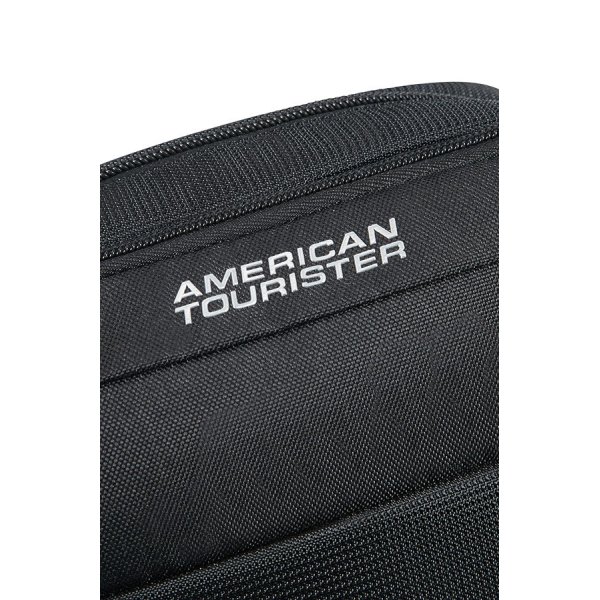 American Tourister Road Quest Cross-Over
